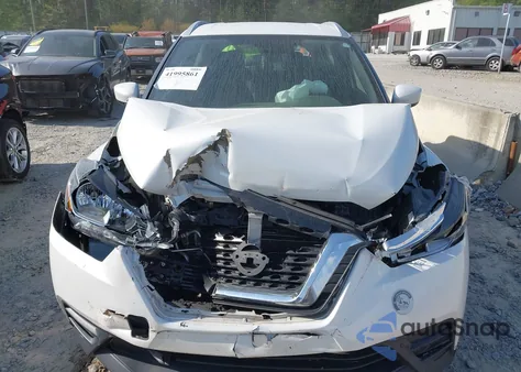 2018 Nissan Kicks Sv из США, поврежденный, VIN 3N1CP5CU2JL543393